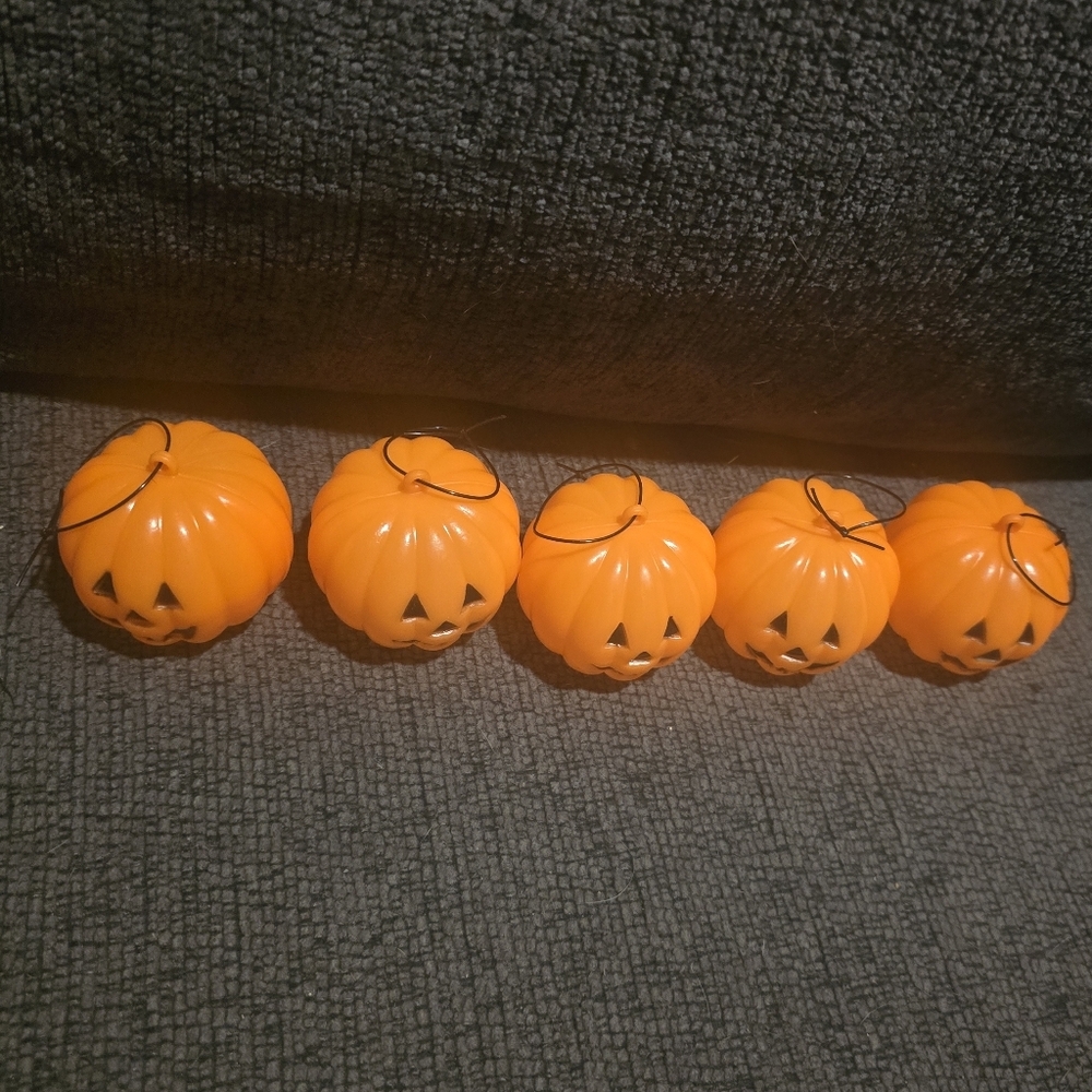 Vintage Halloween Pumpkin Light Covers (5) - Picture 2 of 2